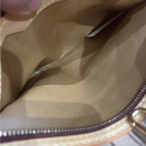 Authentic Louis Vuitton MM Neverfull Monogram - Picture 14 of 16